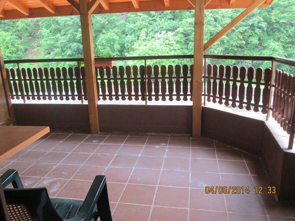Fisherman'S Hut Family Hotel Beden Phòng bức ảnh