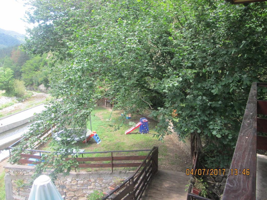 Fisherman'S Hut Family Hotel Beden Ngoại thất bức ảnh